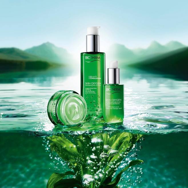 高端化妝品視覺呈現(xiàn) 從瓶器造型到創(chuàng)意設計的全方位解析